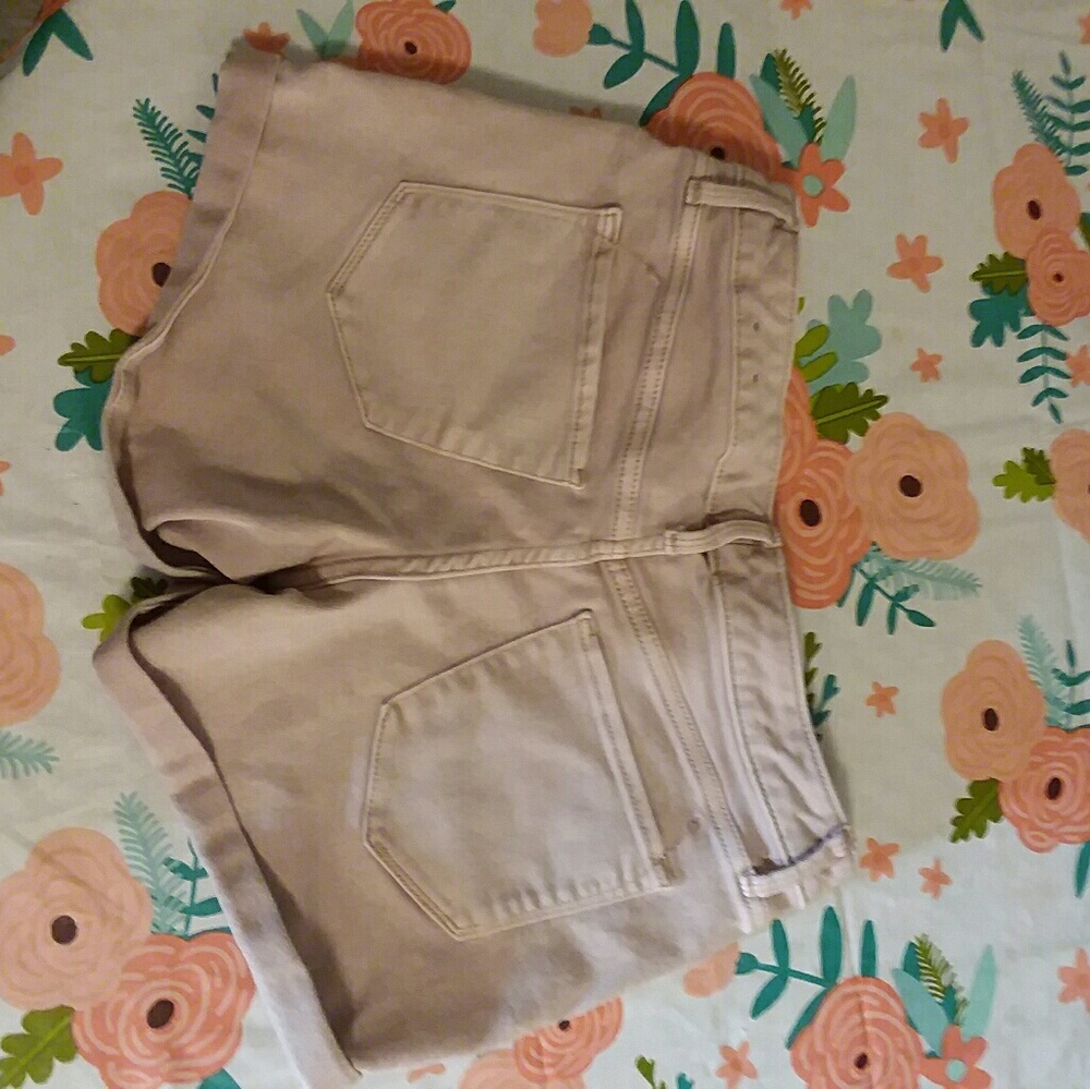 Shorts - Picture 2 of 2